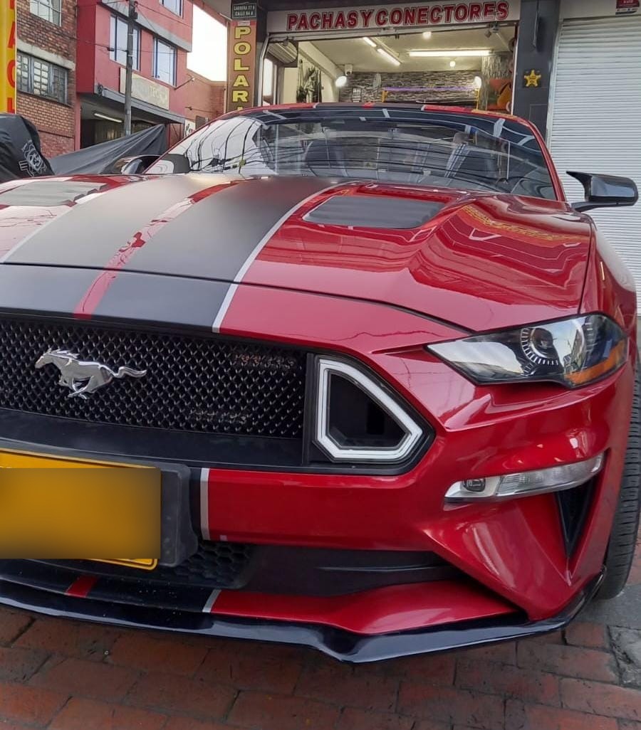 Presentación de Calcomanías y Logos