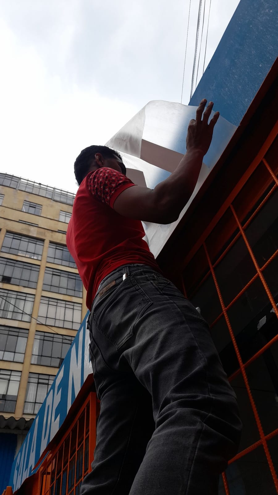 Nombre del Producto 2